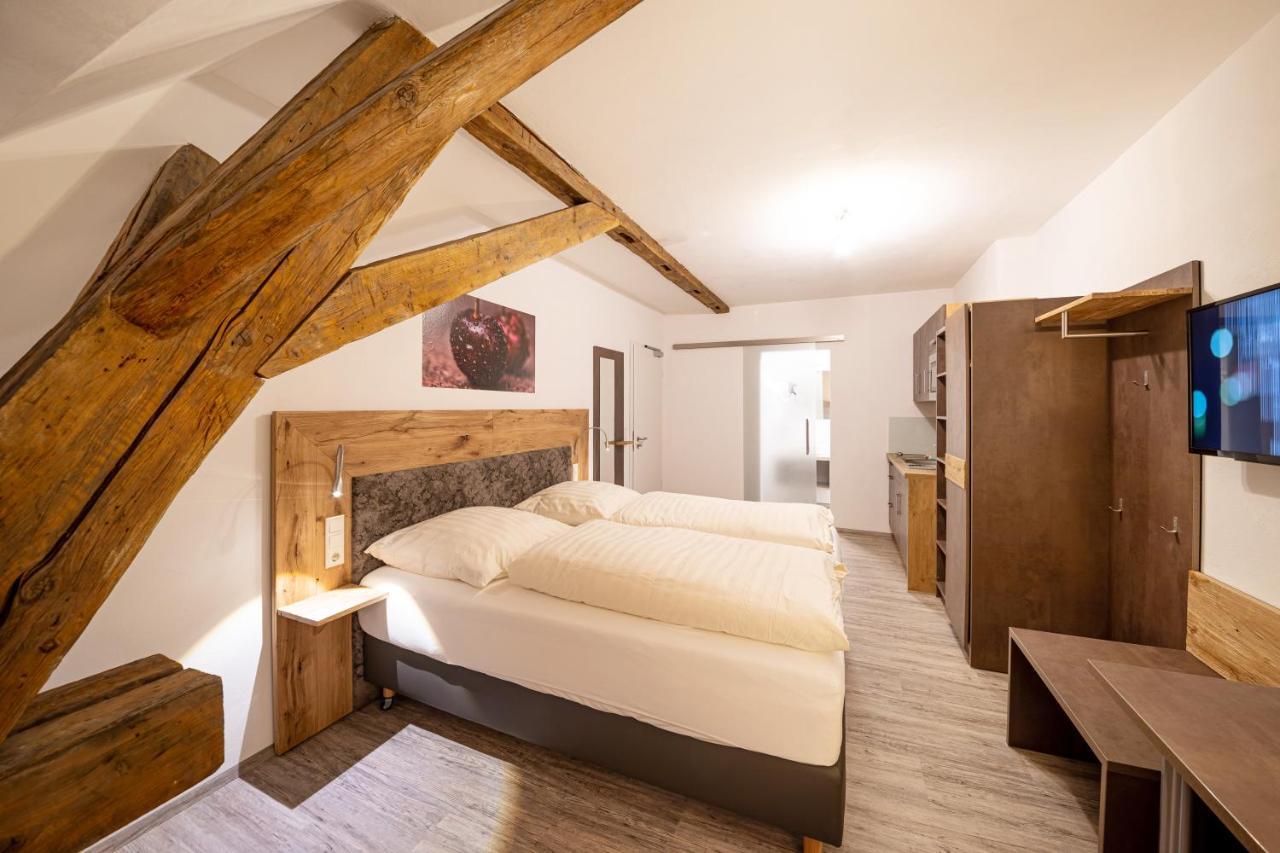 Gasthof Pension Zum Goldenen Hirschen Burgbernheim Kültér fotó